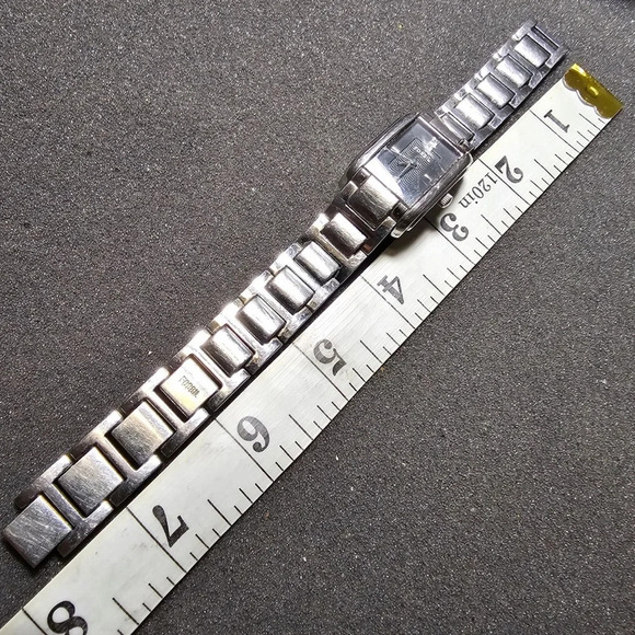 Fossil F2 Quartz Ladies Watch Rectangle Tank Date Just Diamond Accent Working - Picture 8 of 8